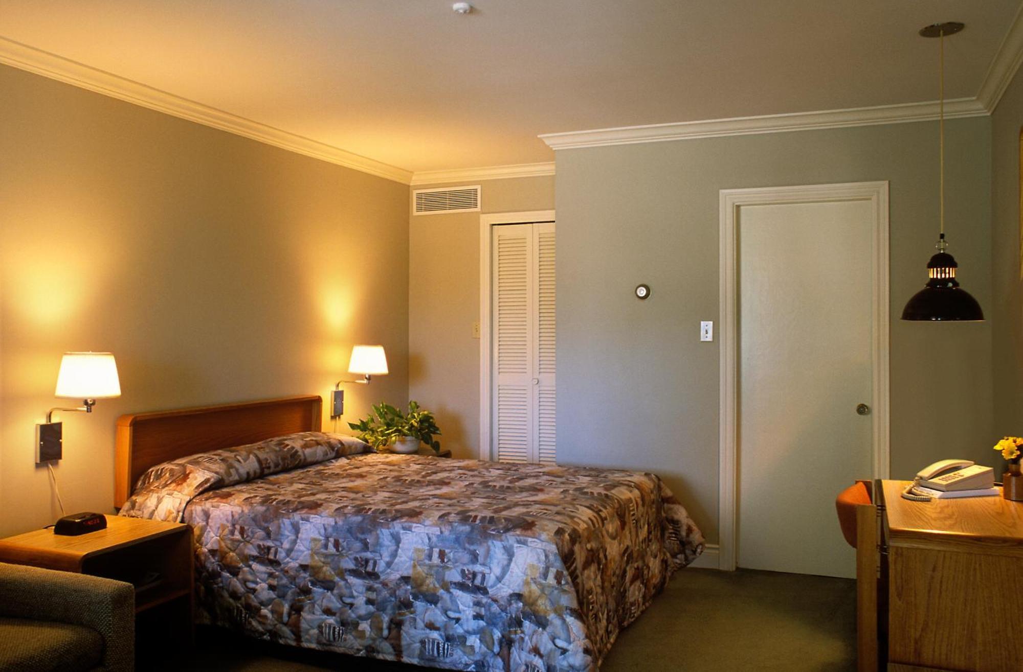 Auberge De La Baie Caraquet Ngoại thất bức ảnh