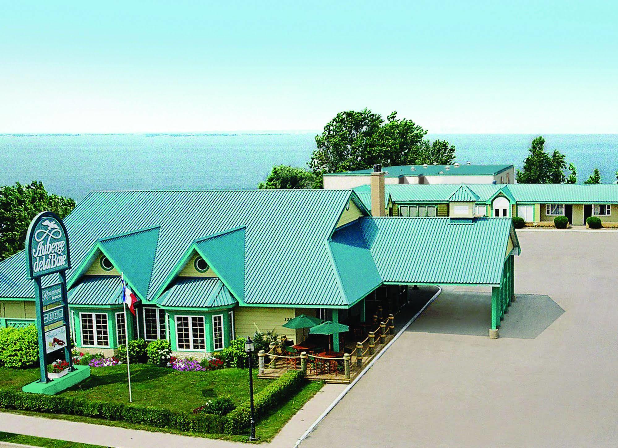 Auberge De La Baie Caraquet Ngoại thất bức ảnh